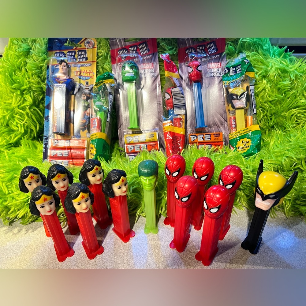 19 Marvel superhero, Justice league PEZ, wonder, woman Hulk Spider-Man Superman